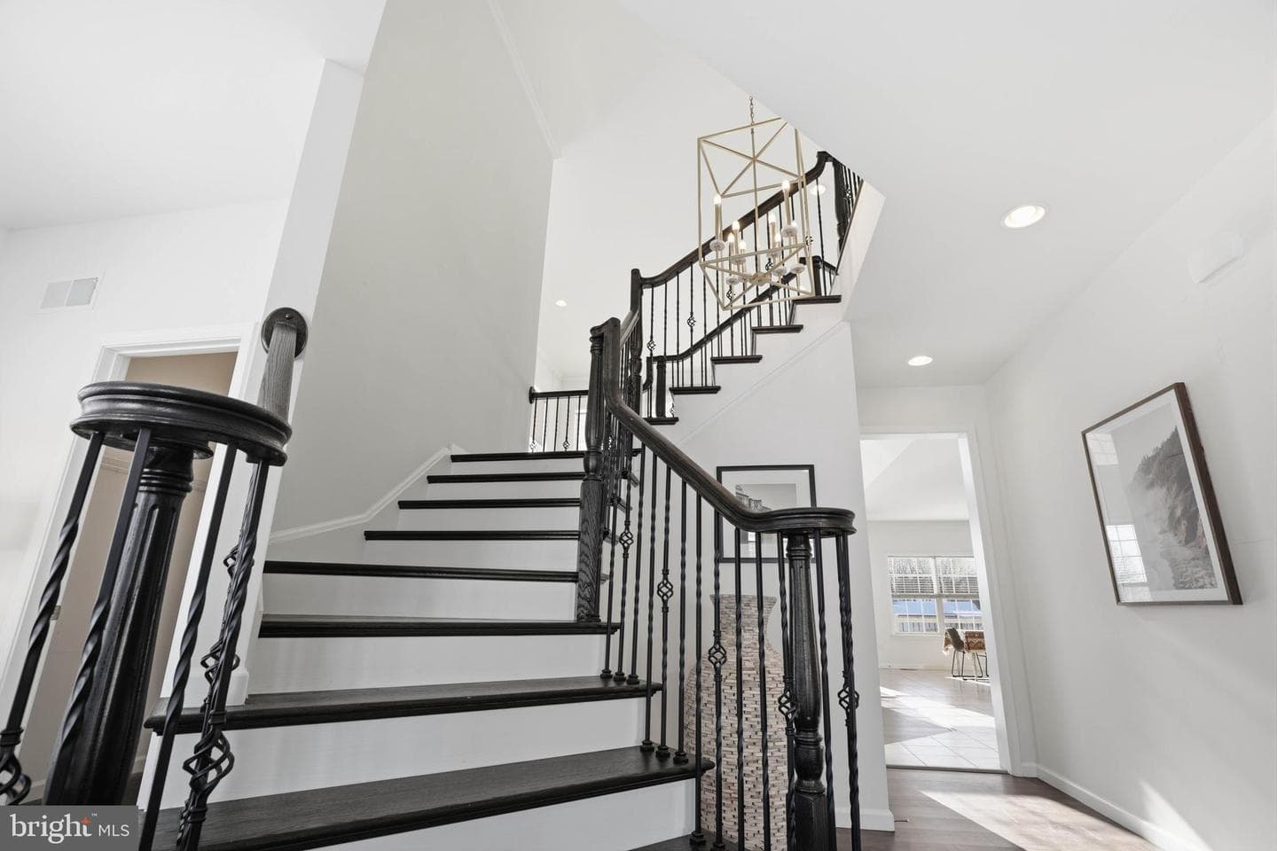 454 E Delp Road photo 9
