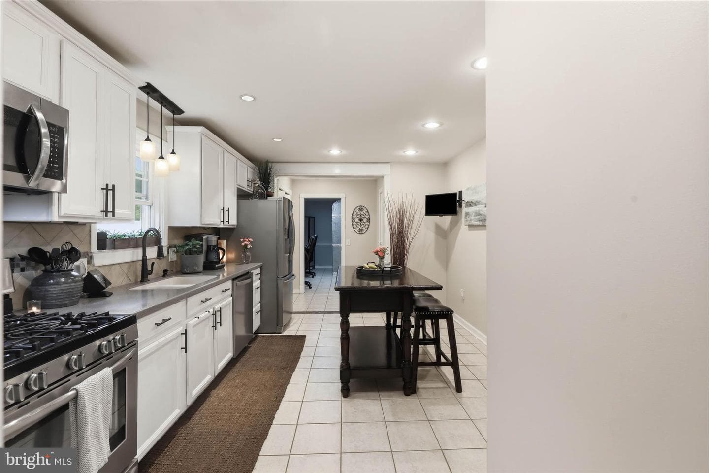 1282 Winchester Drive photo 12