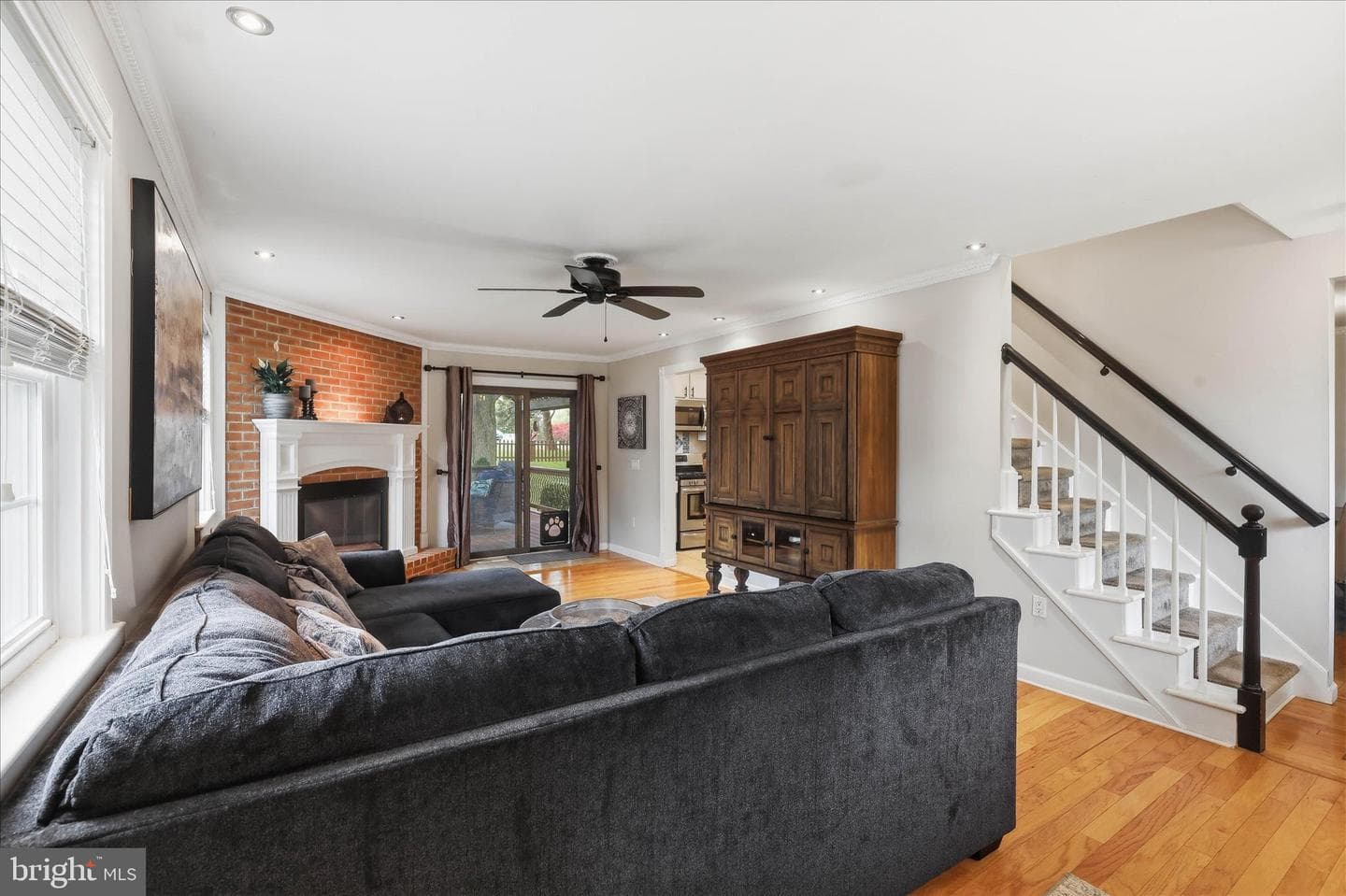 1282 Winchester Drive photo 9