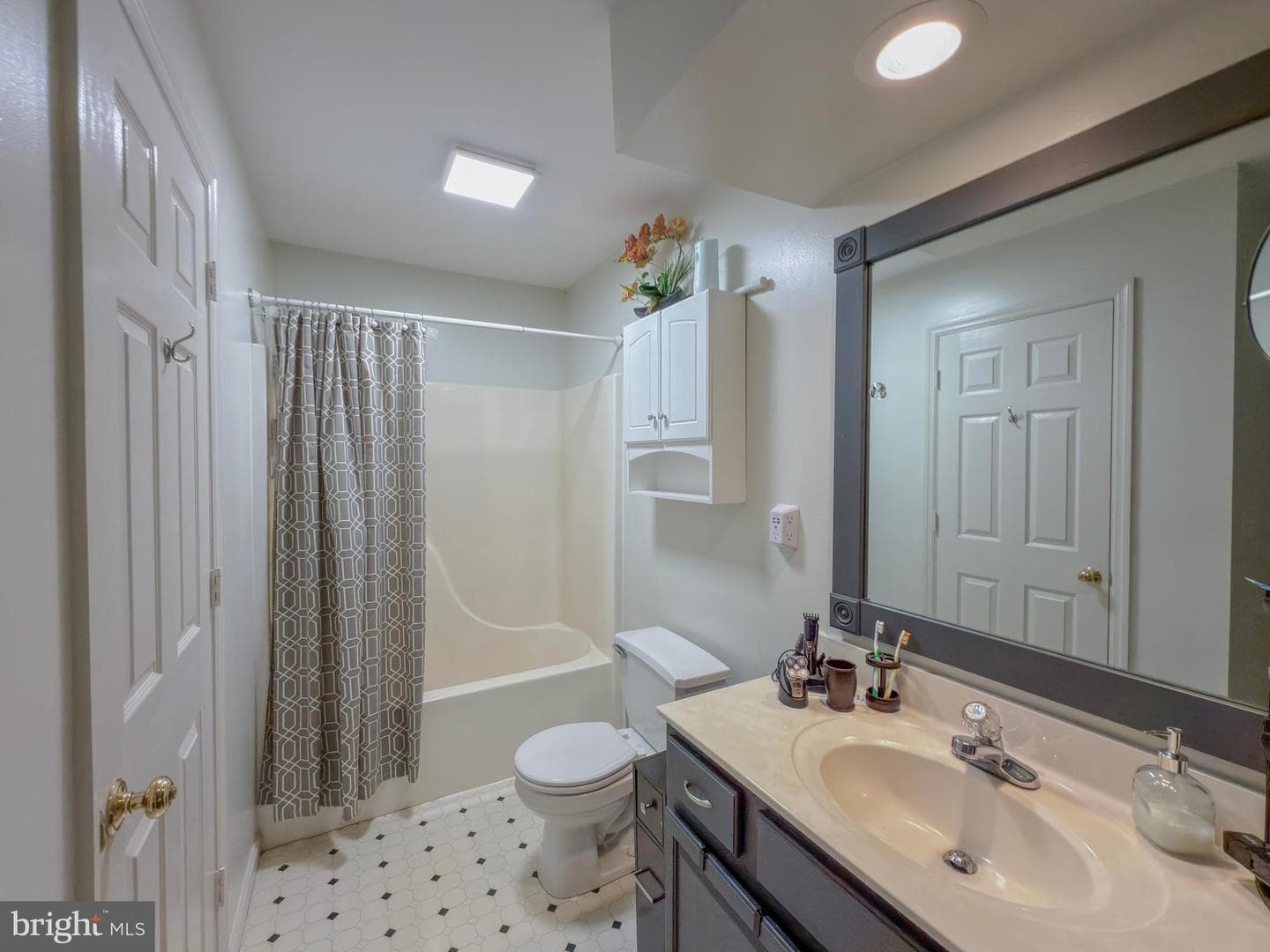4061 Laurel Lane photo 18
