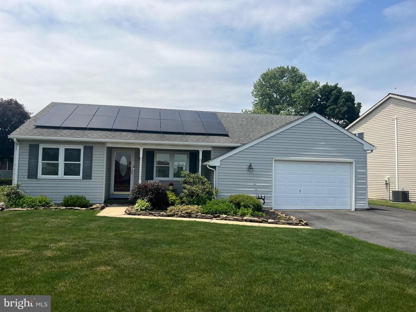 306 Willow Lane