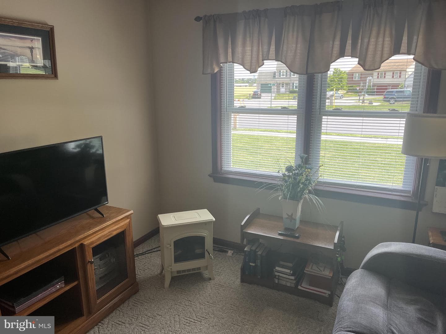 306 Willow Lane photo 12