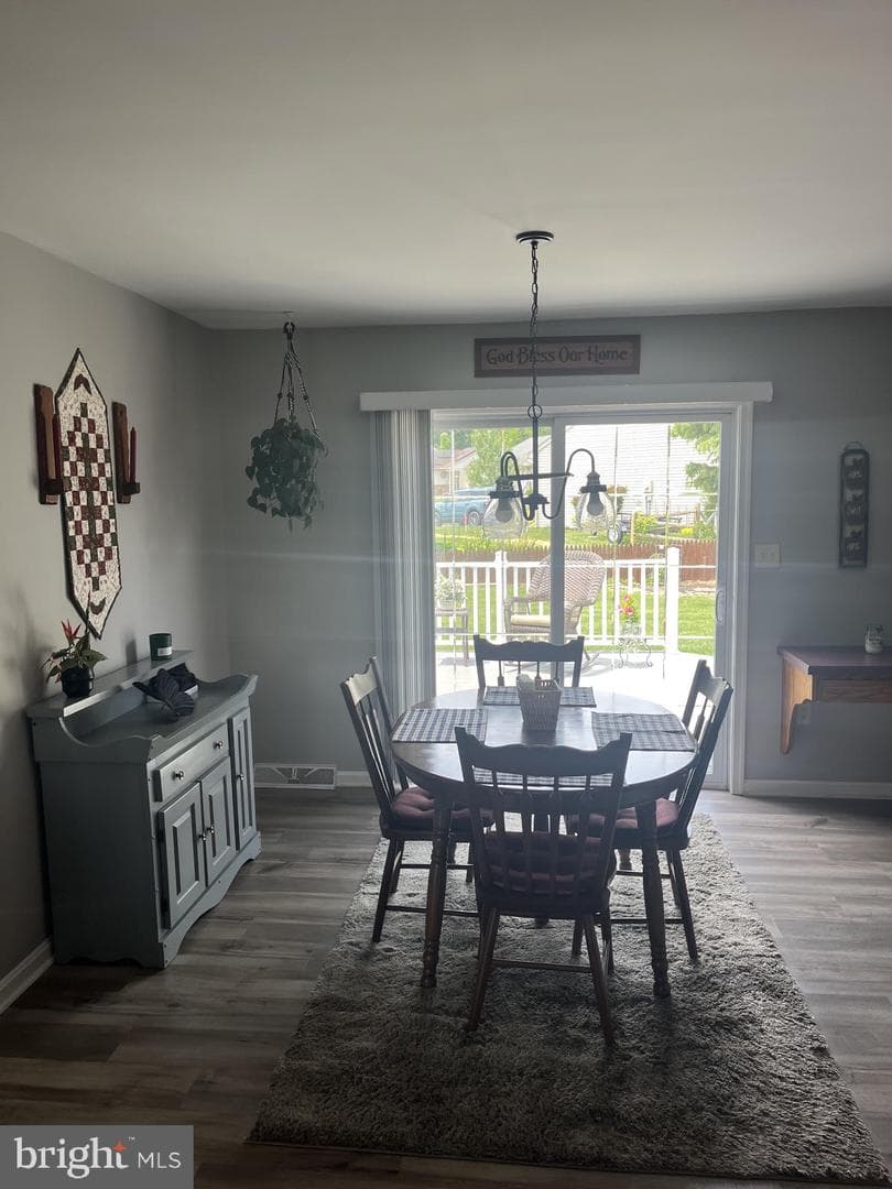 306 Willow Lane photo 13