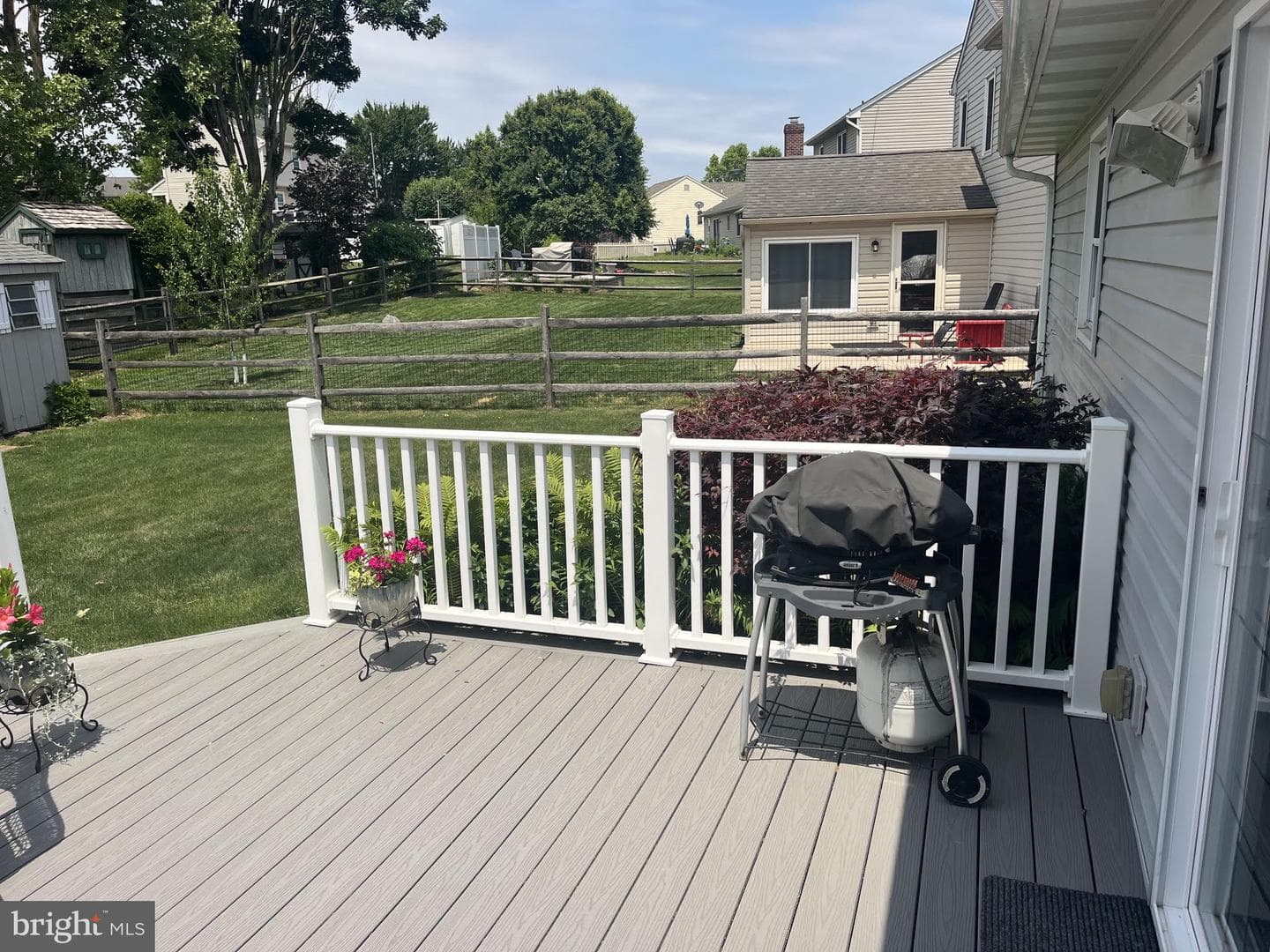 306 Willow Lane photo 35
