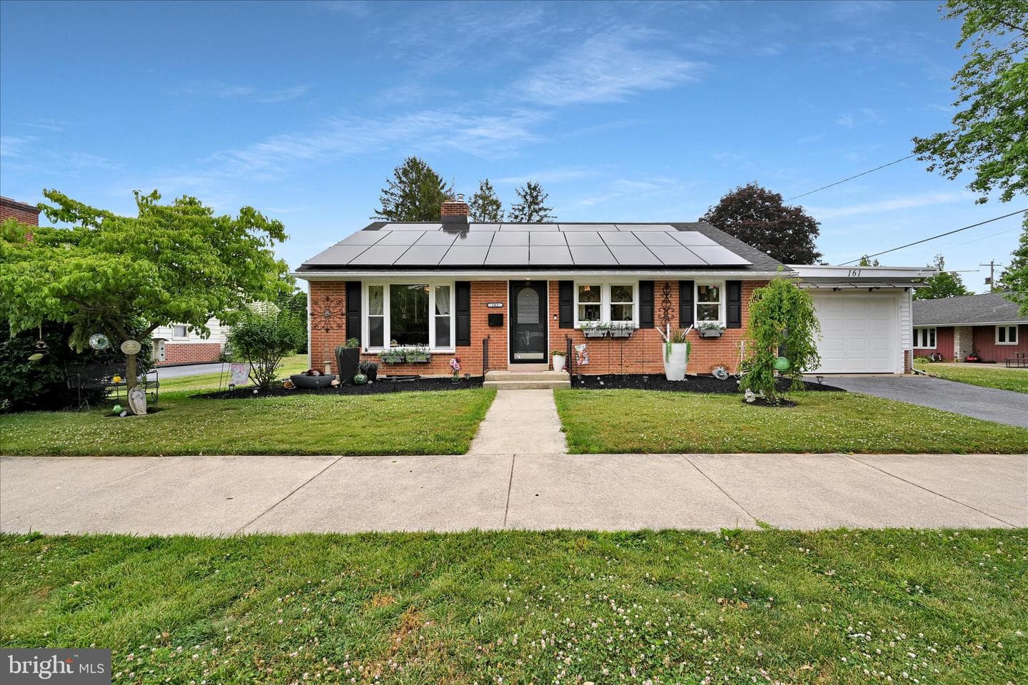 161 N Laurel Street, Manheim