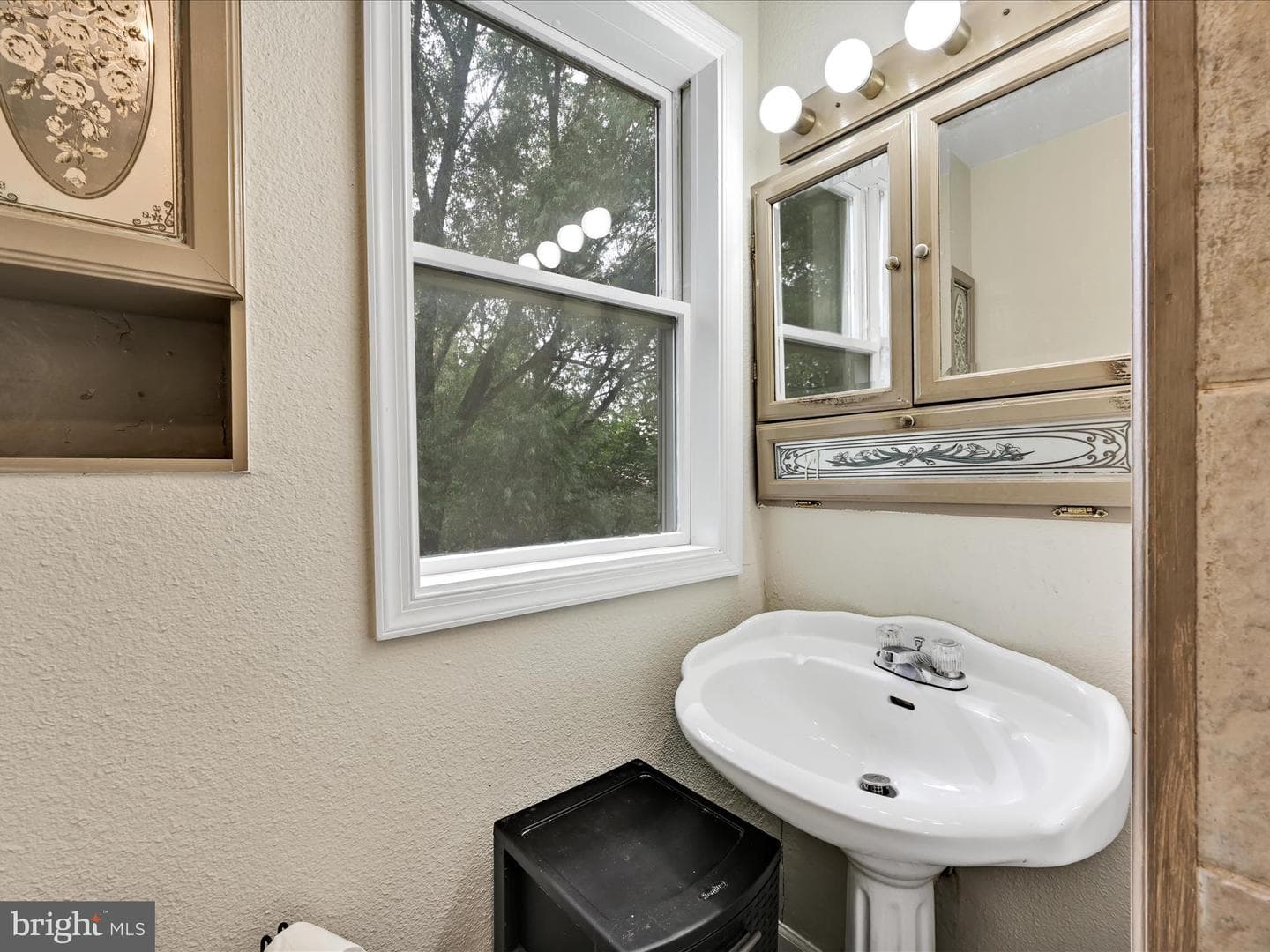 742 Power Road photo 38