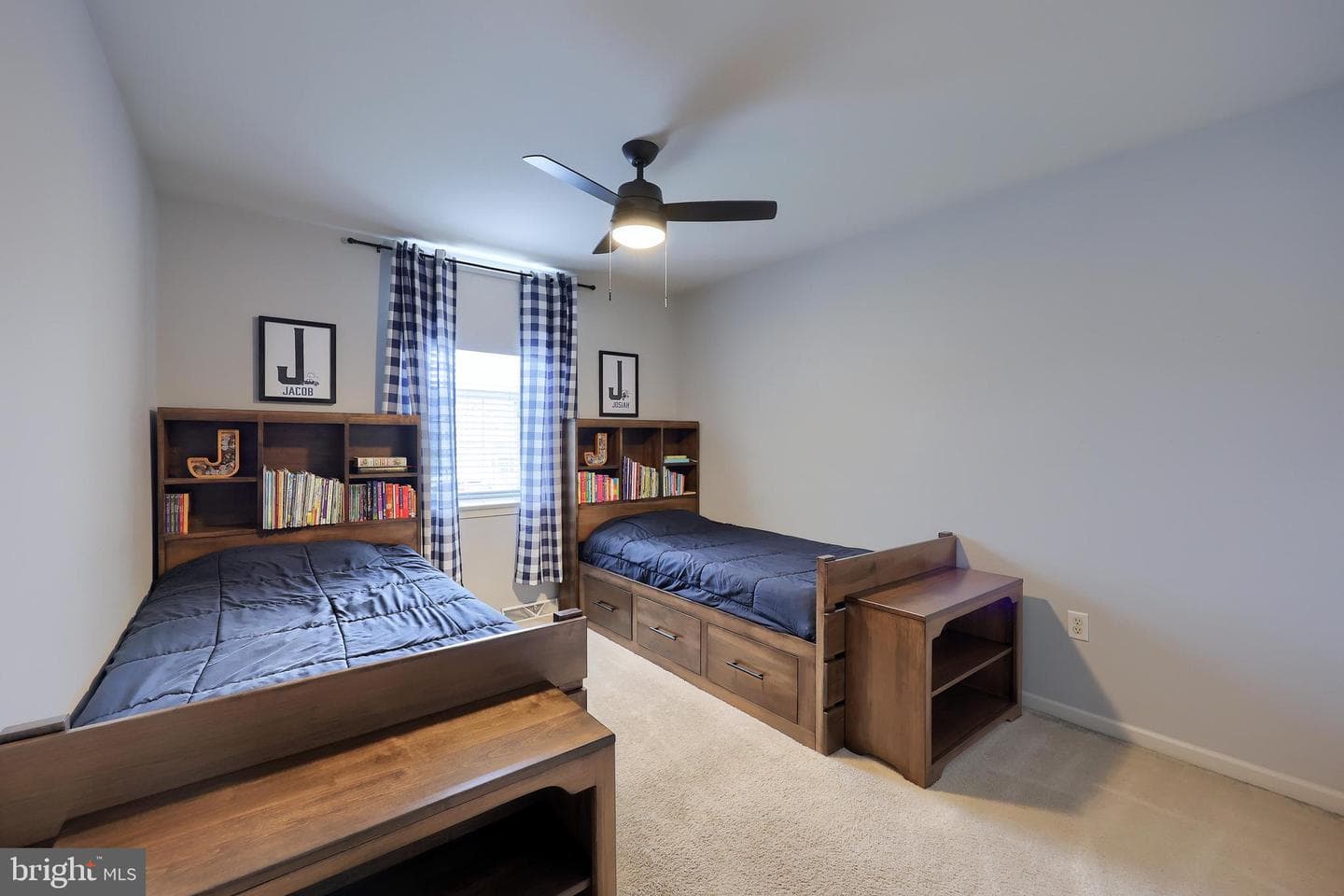 102 Bloomfield Drive photo 28