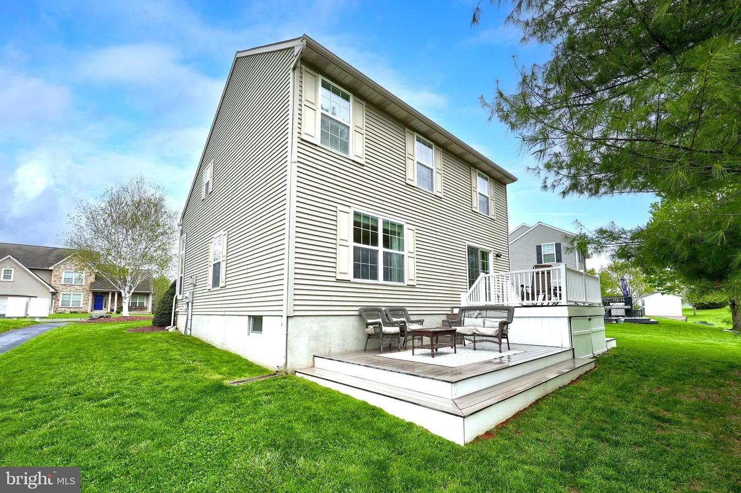 102 Bloomfield Drive photo 34