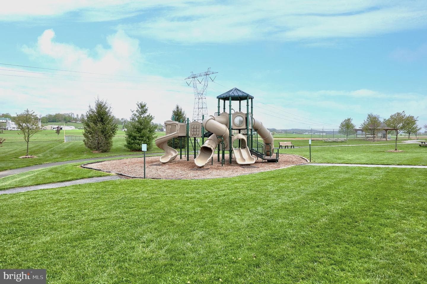 102 Bloomfield Drive photo 40