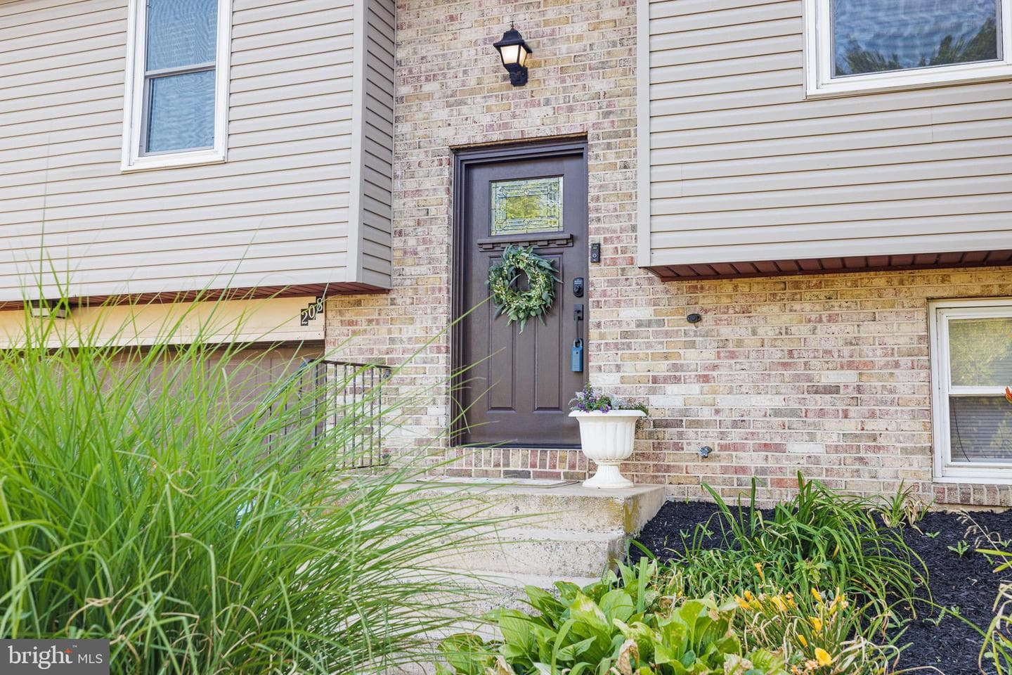 208 N Church Street photo 6