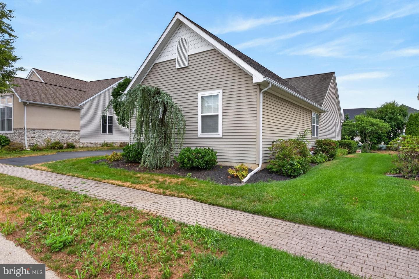 1133 Brighton Avenue photo 3