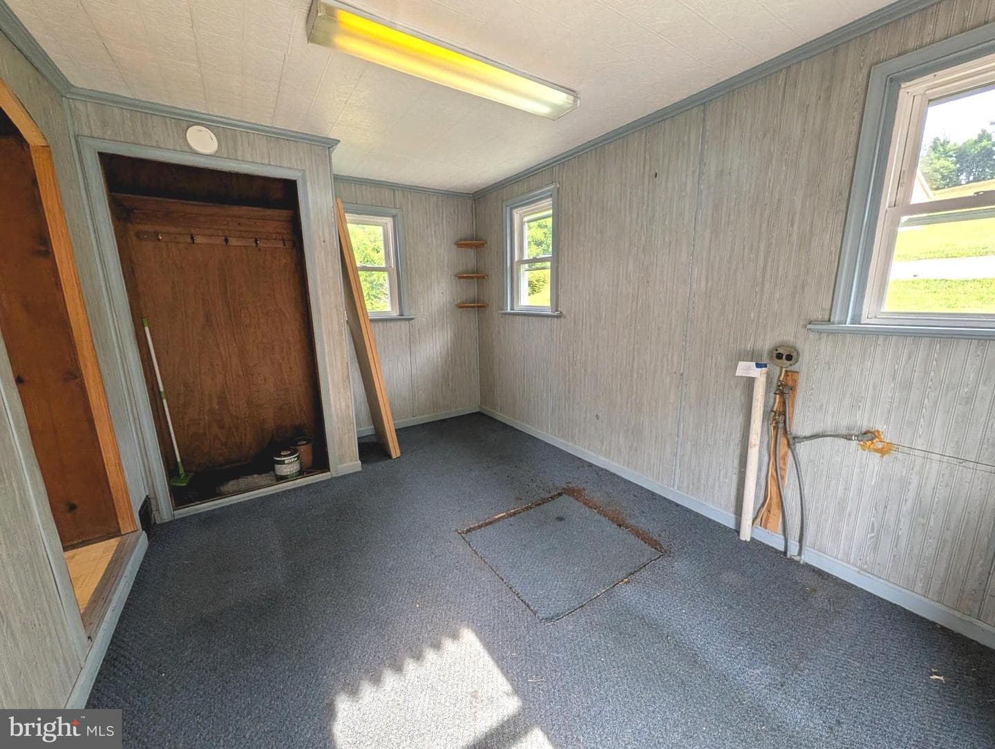 360 Schoolhouse Road photo 11