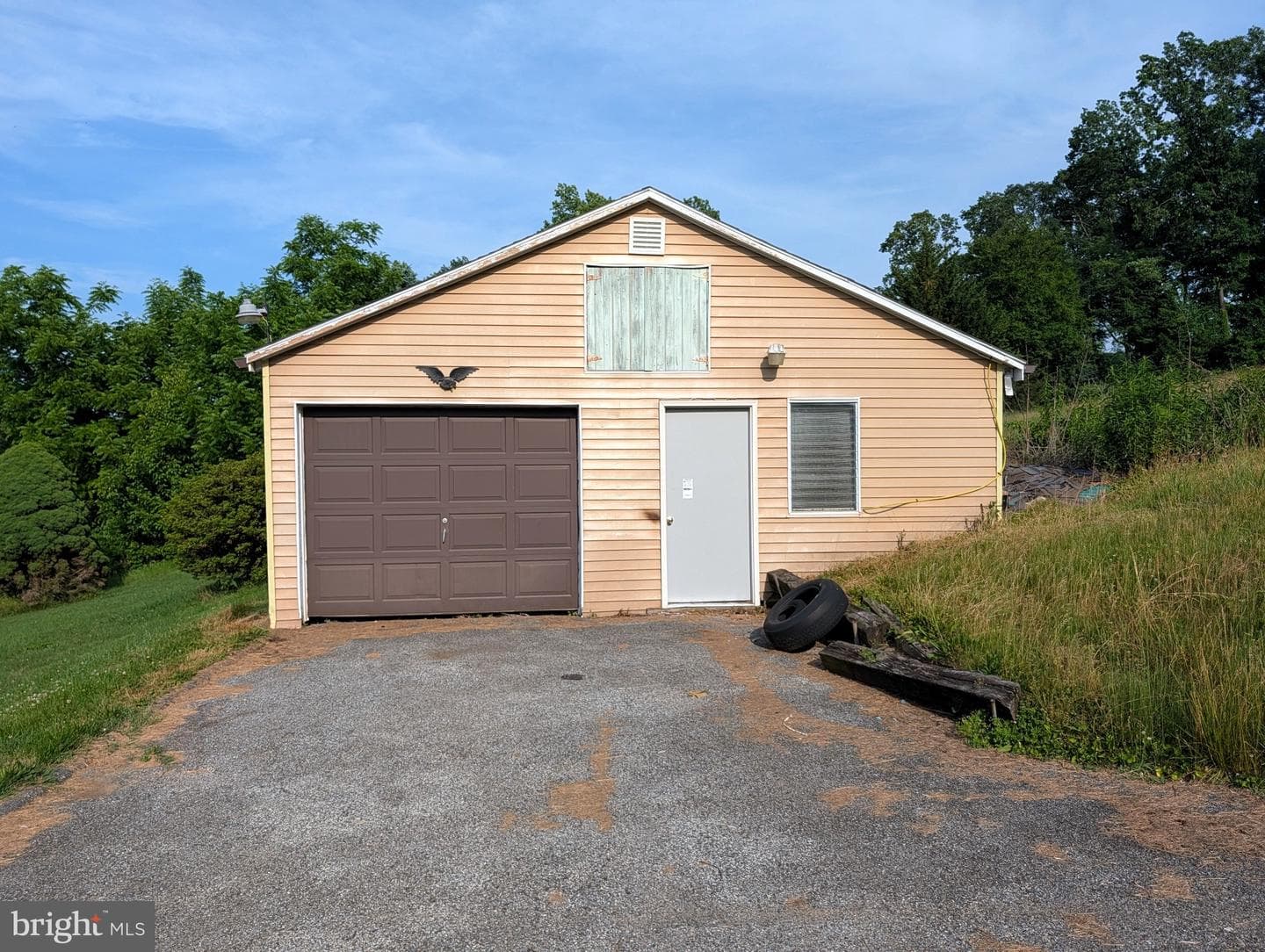360 Schoolhouse Road photo 17