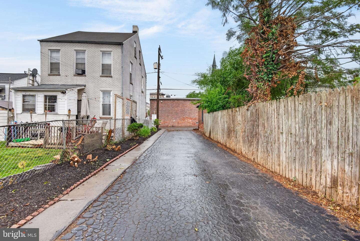 325 Cherry Street photo 3