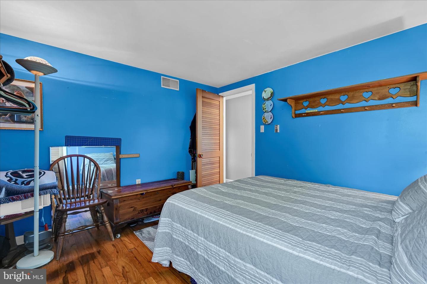 878 Church Street photo 22