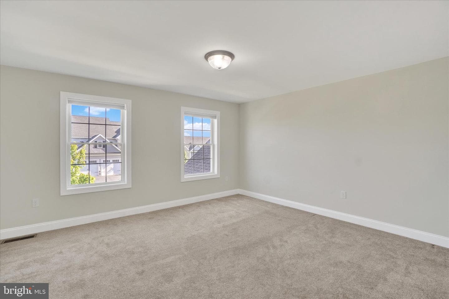 140 Ridgefield Drive photo 14