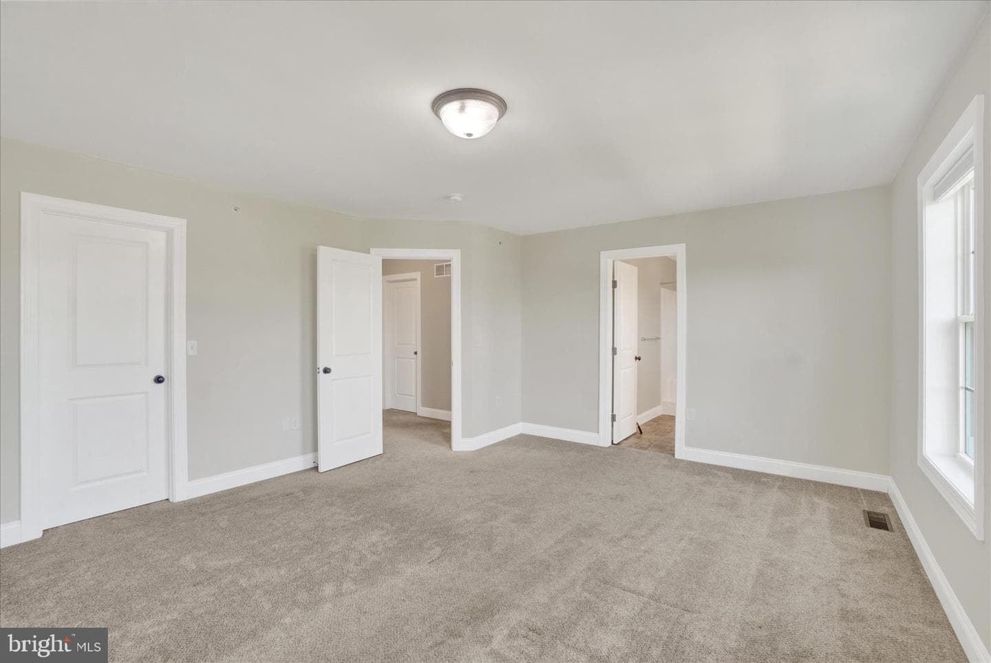 140 Ridgefield Drive photo 15