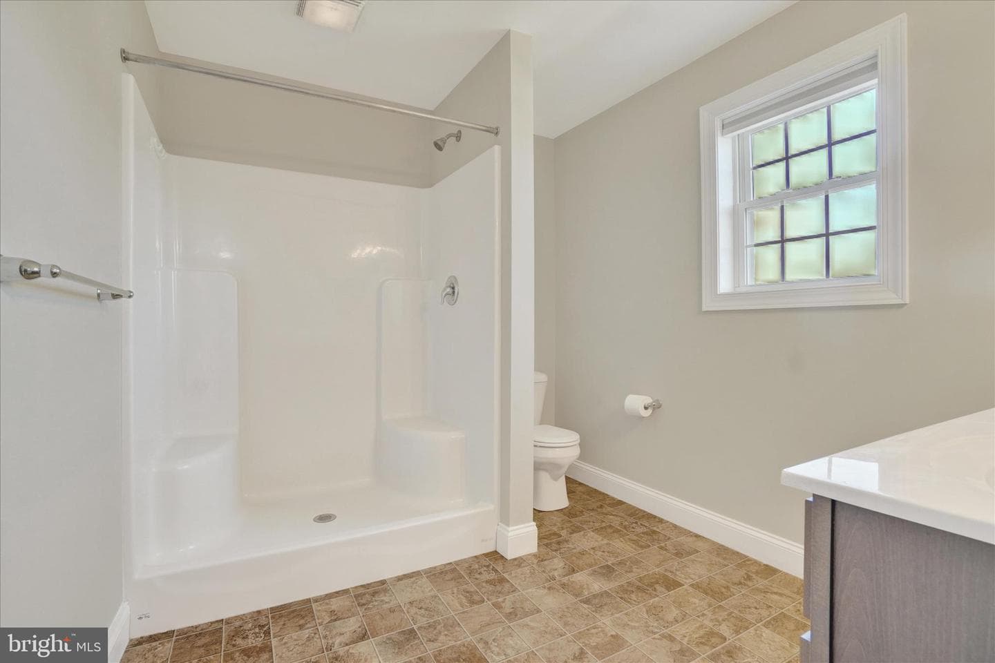 140 Ridgefield Drive photo 16