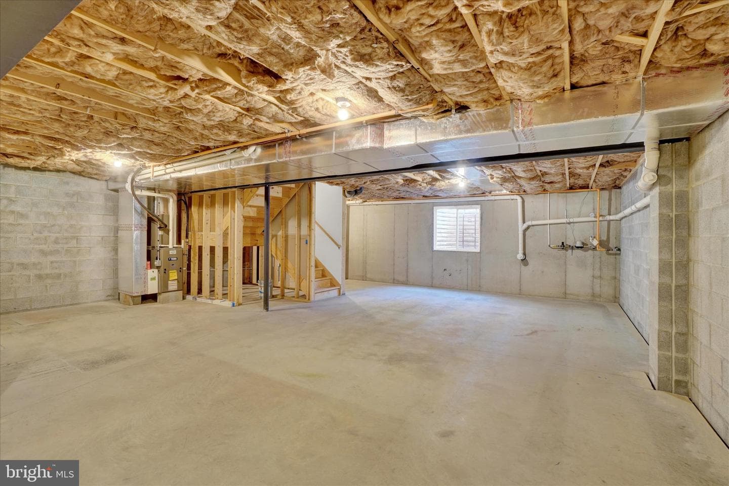 140 Ridgefield Drive photo 25