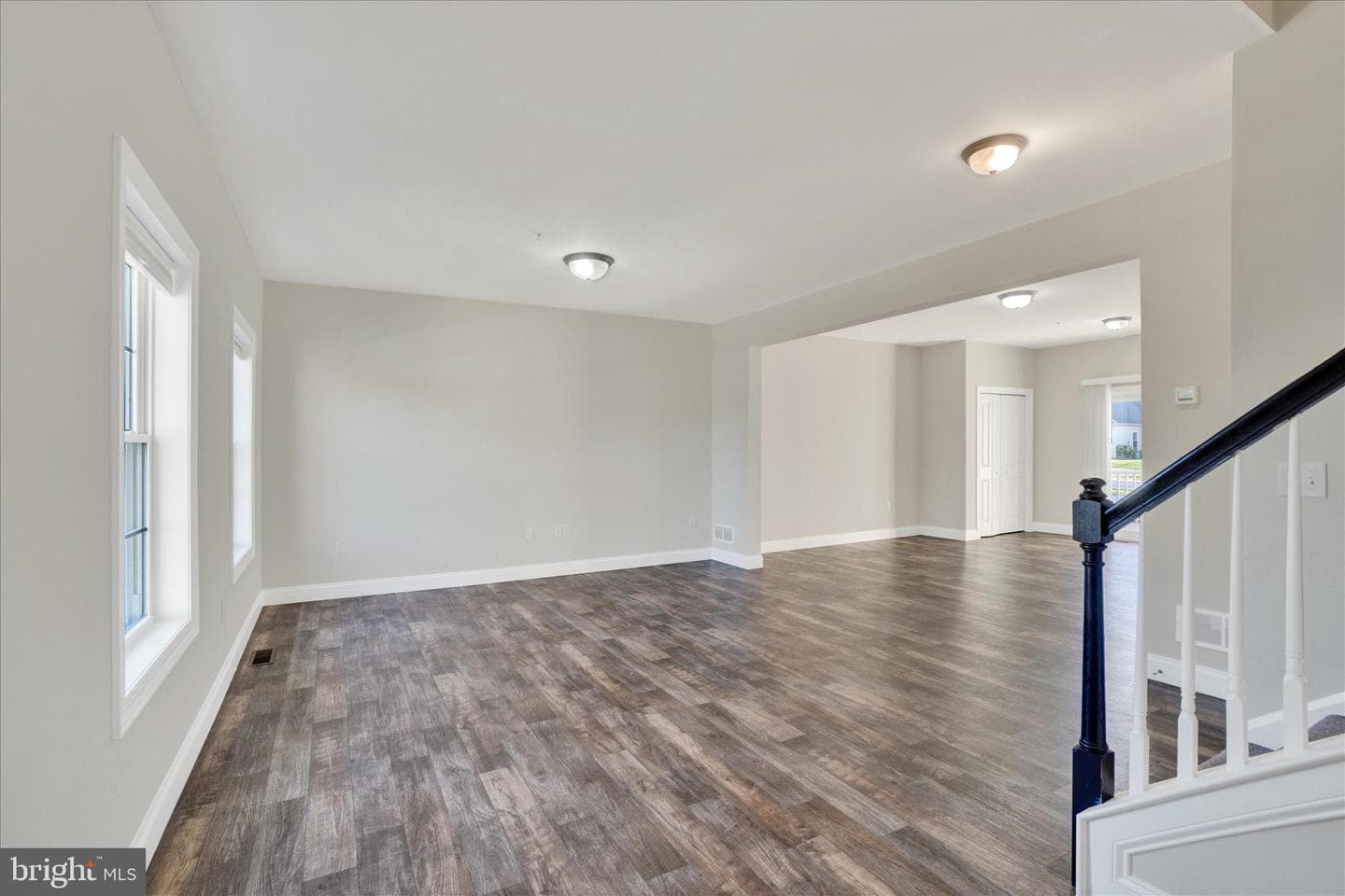 140 Ridgefield Drive photo 5