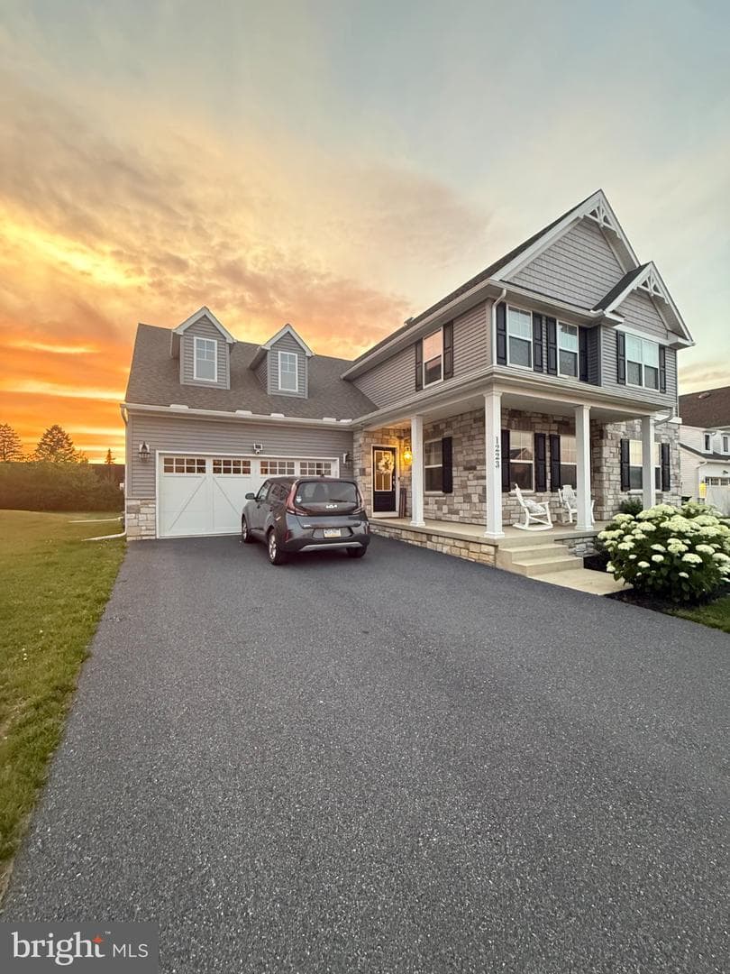 1223 Hershey Ln, Lancaster