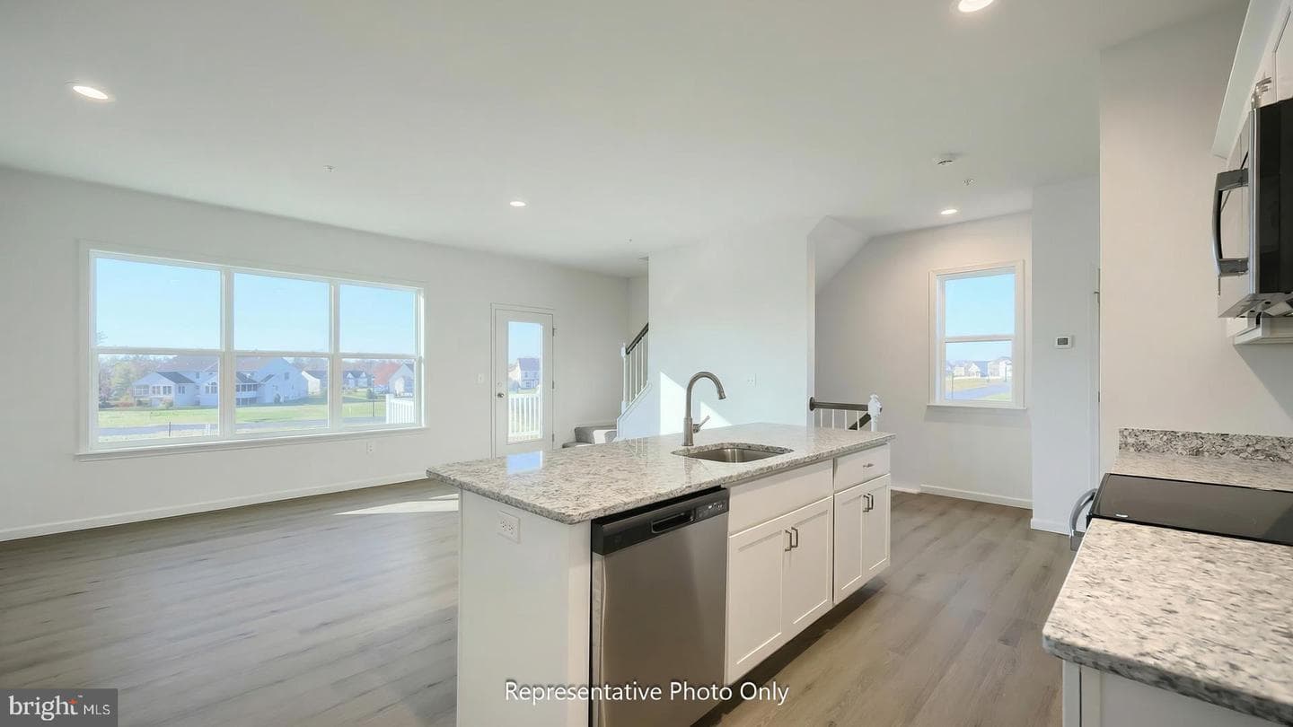 38 N Conifer Drive photo 8