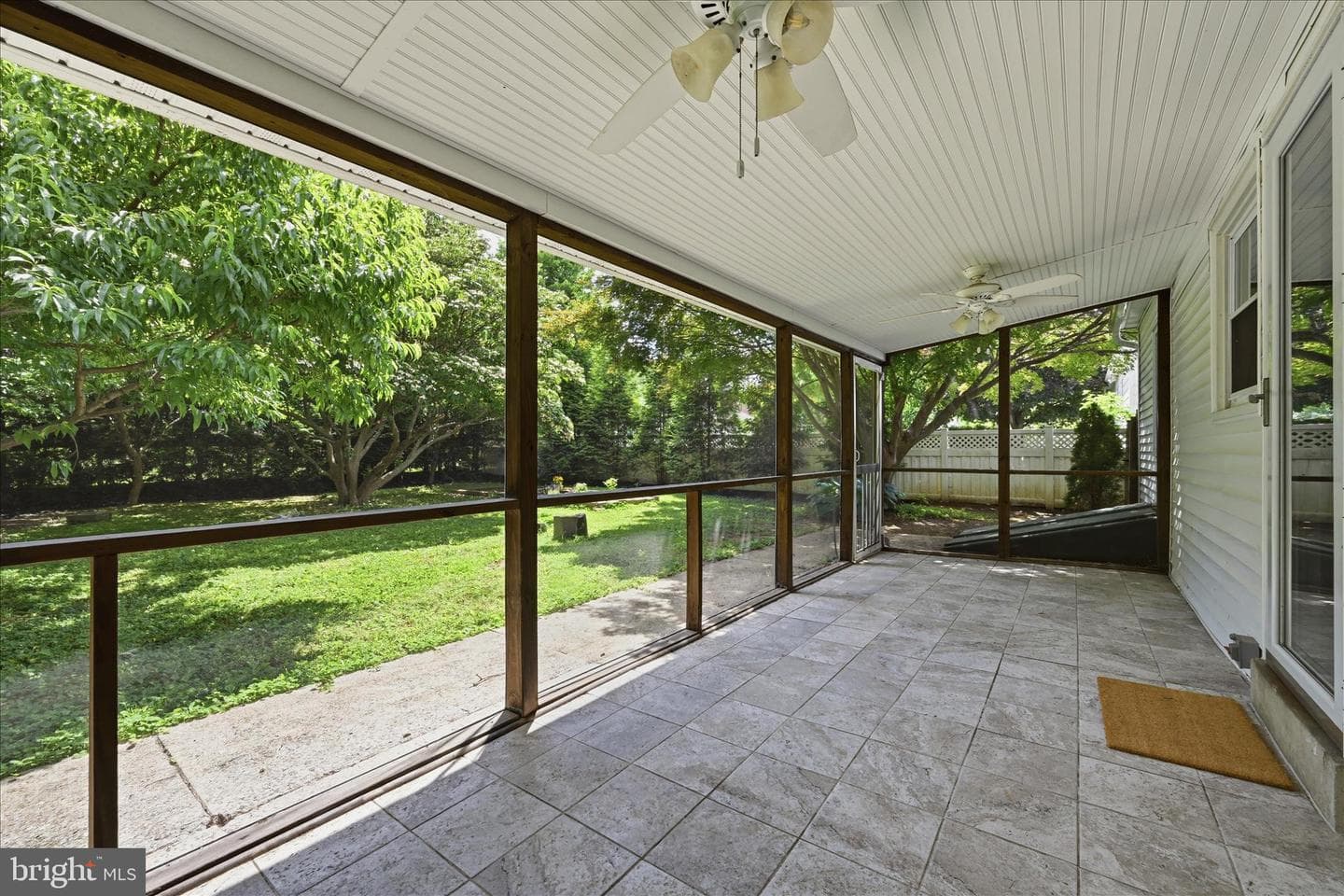 242 Elizabeth Drive photo 29