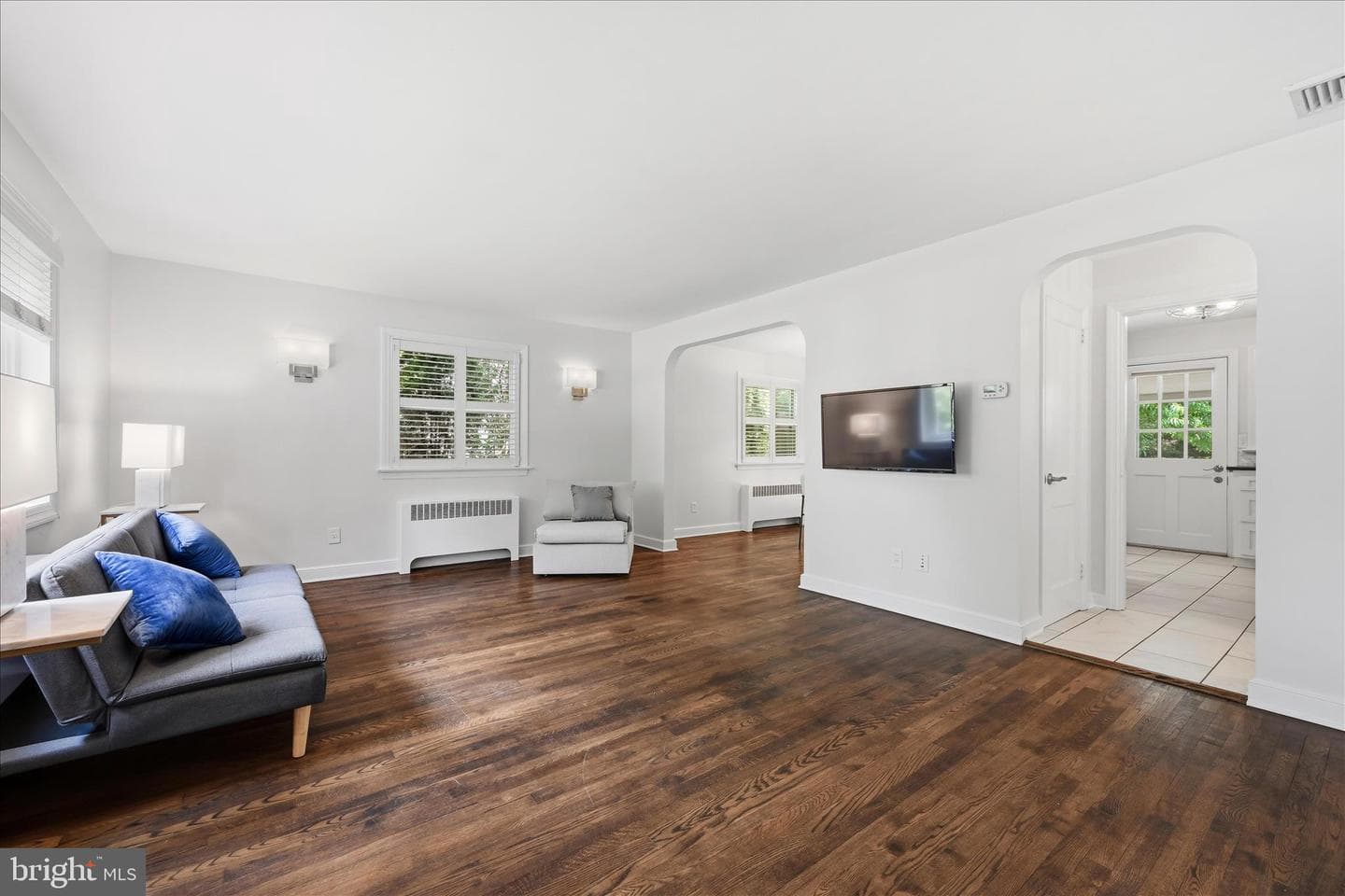 242 Elizabeth Drive photo 4