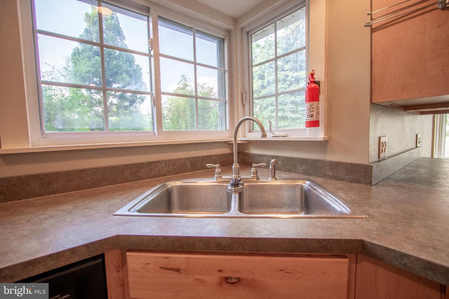 14 Crest Avenue photo 14