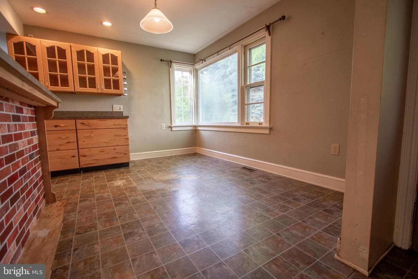 14 Crest Avenue photo 16