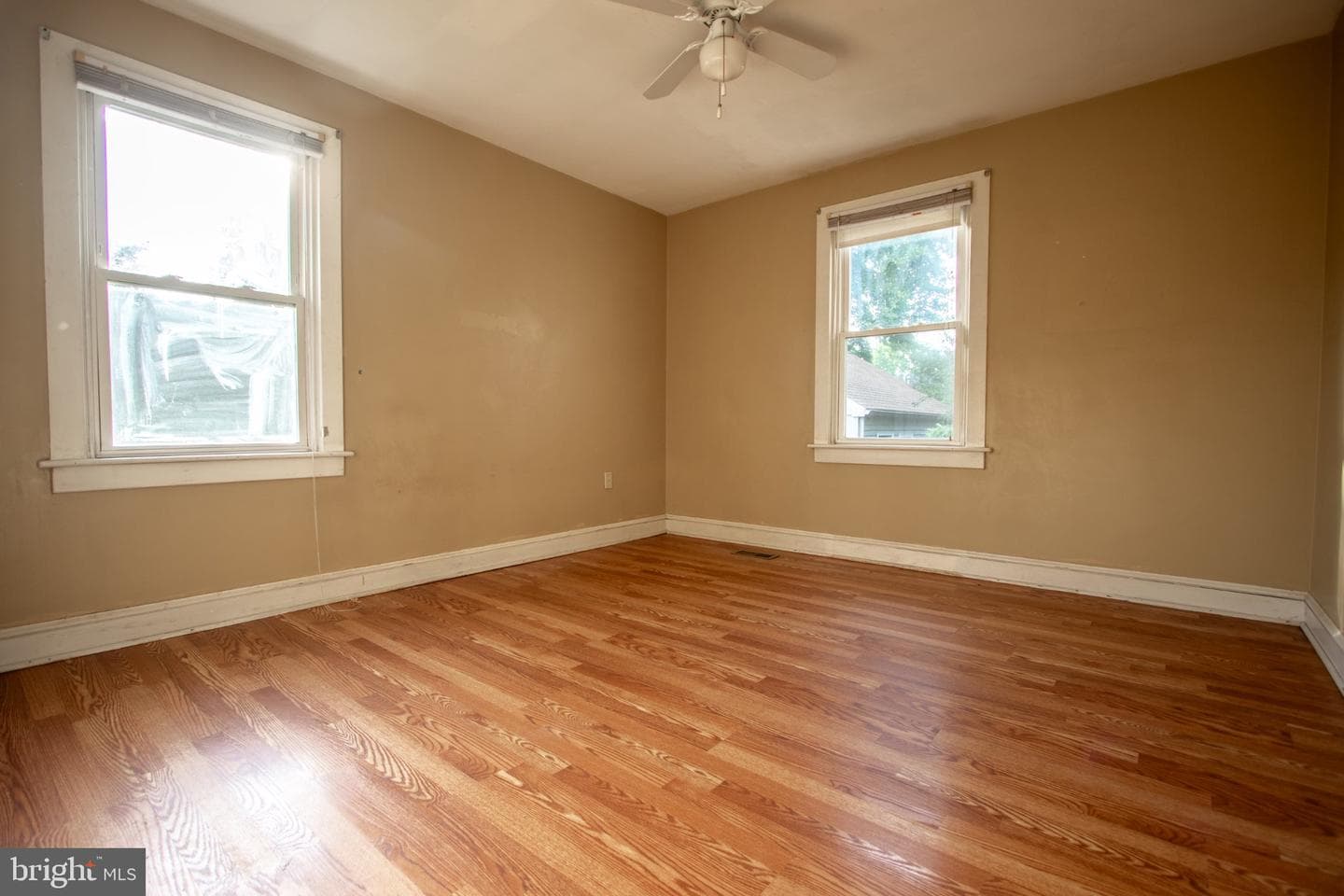 14 Crest Avenue photo 21