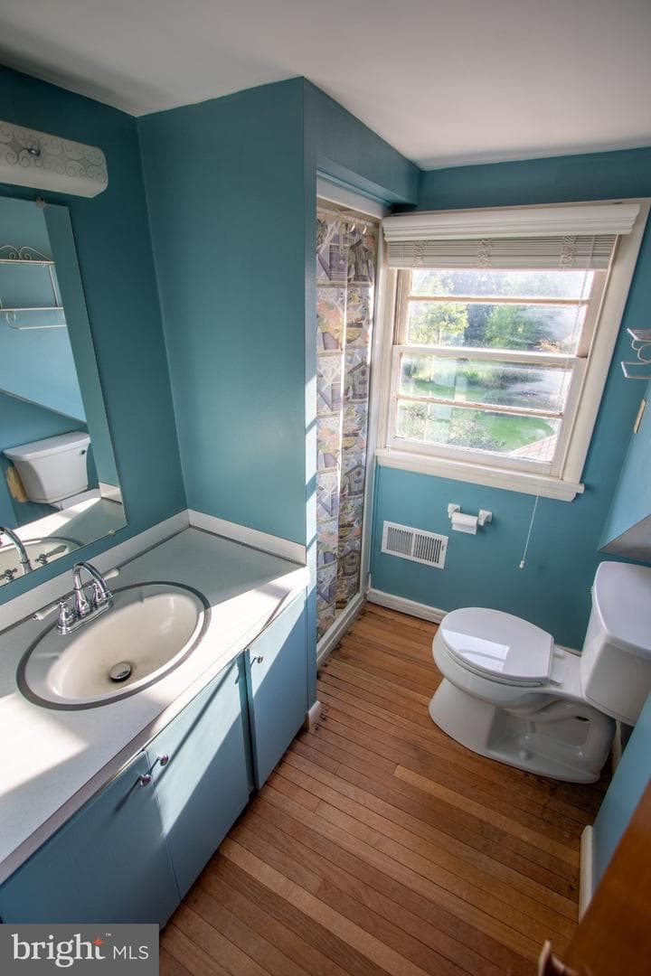 14 Crest Avenue photo 34