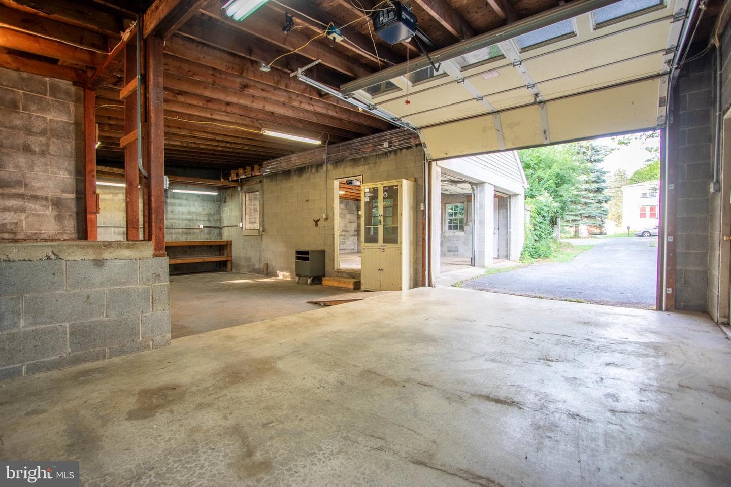 14 Crest Avenue photo 49