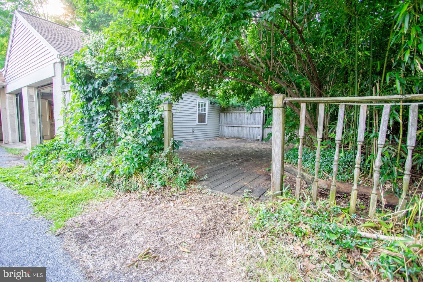 14 Crest Avenue photo 52