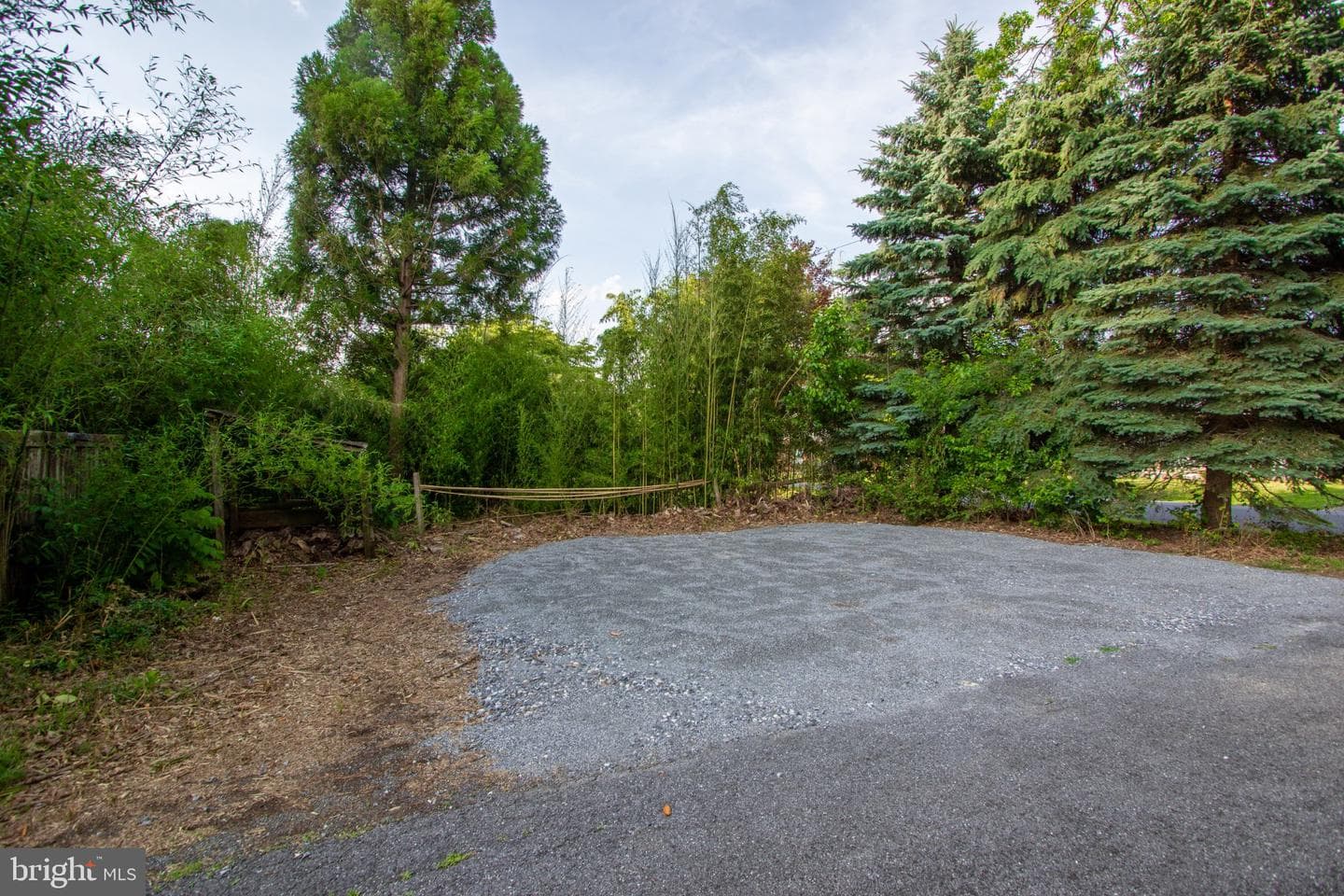 14 Crest Avenue photo 62