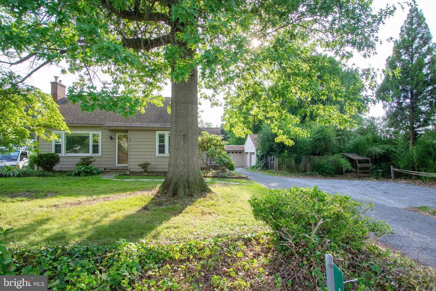 14 Crest Avenue photo 65