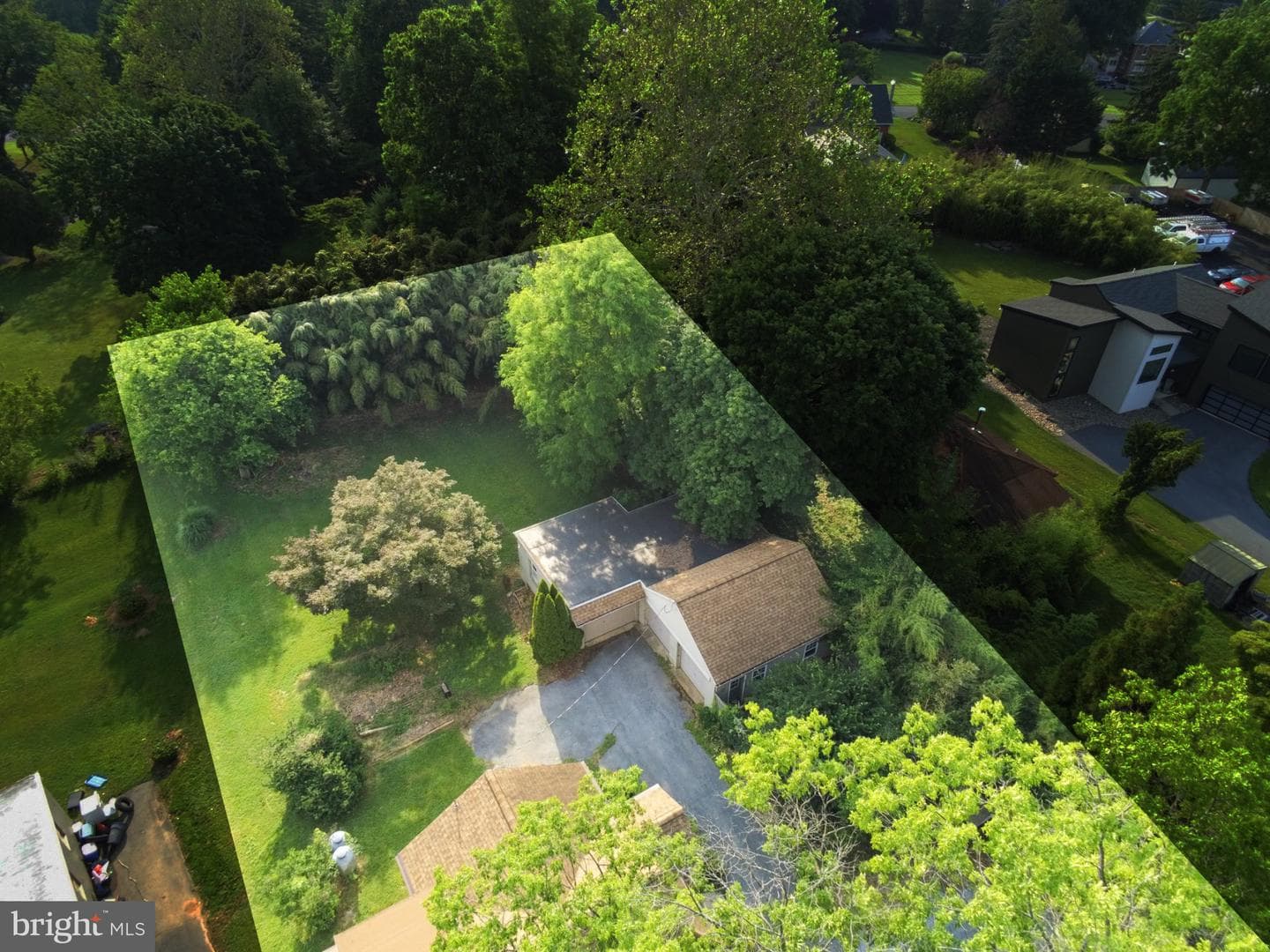 14 Crest Avenue photo 67