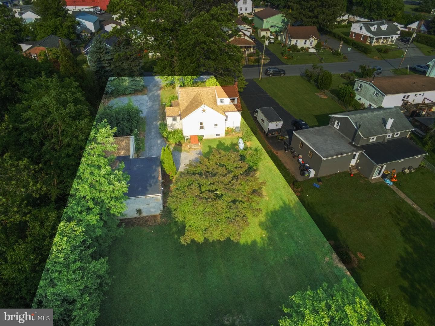 14 Crest Avenue photo 69