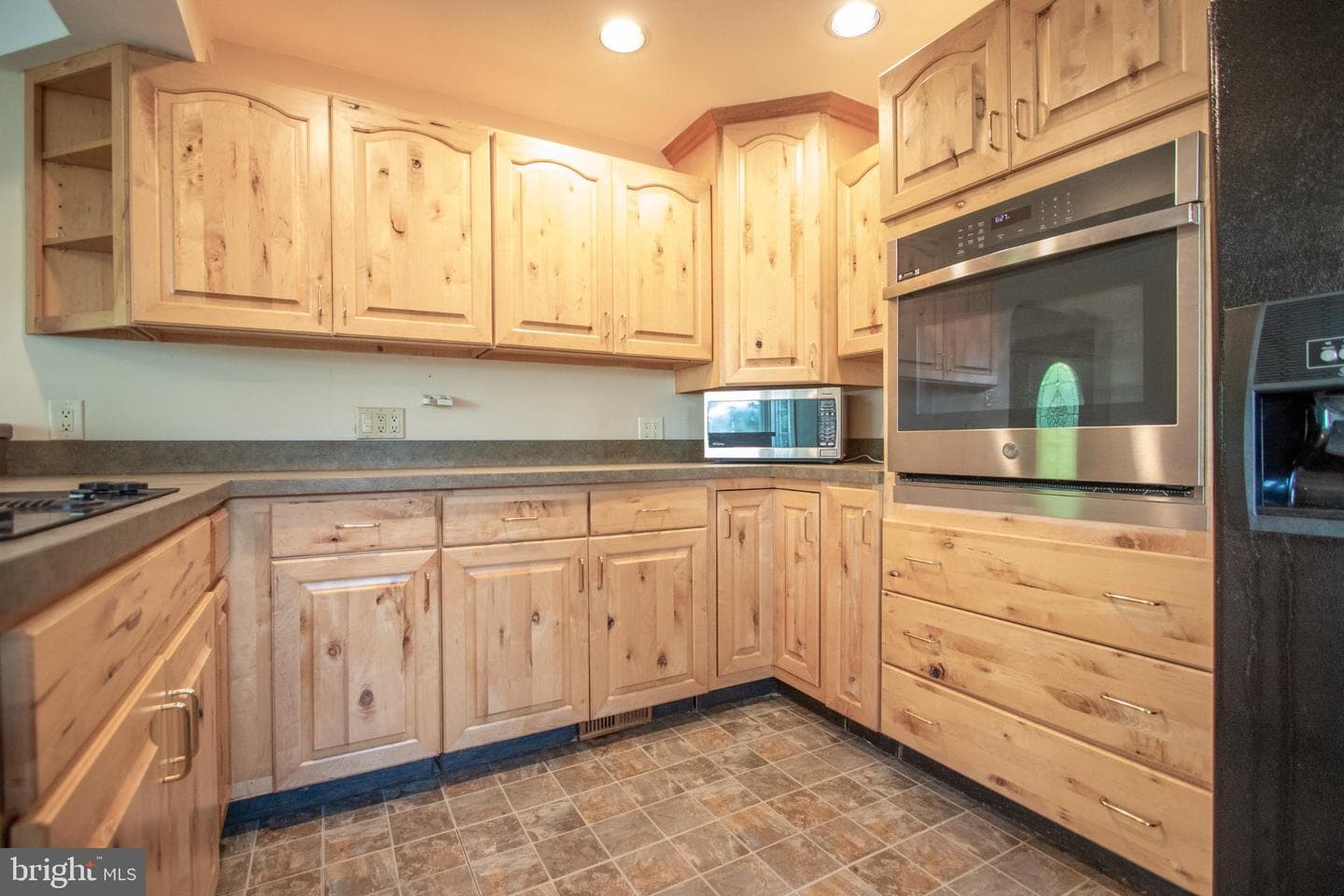 14 Crest Avenue photo 7
