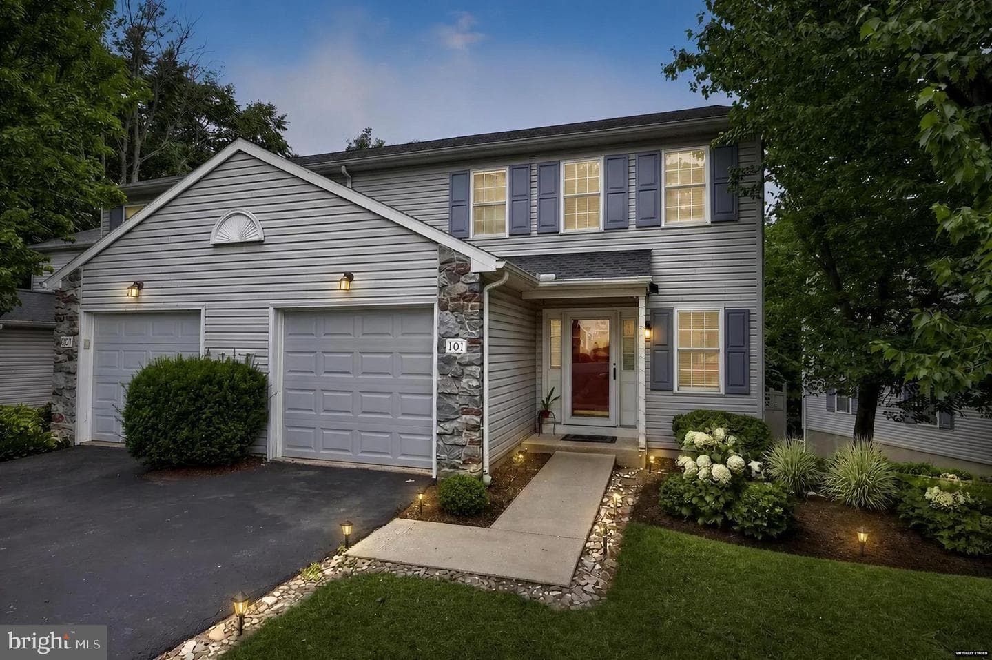 101 Topland Drive, Lancaster
