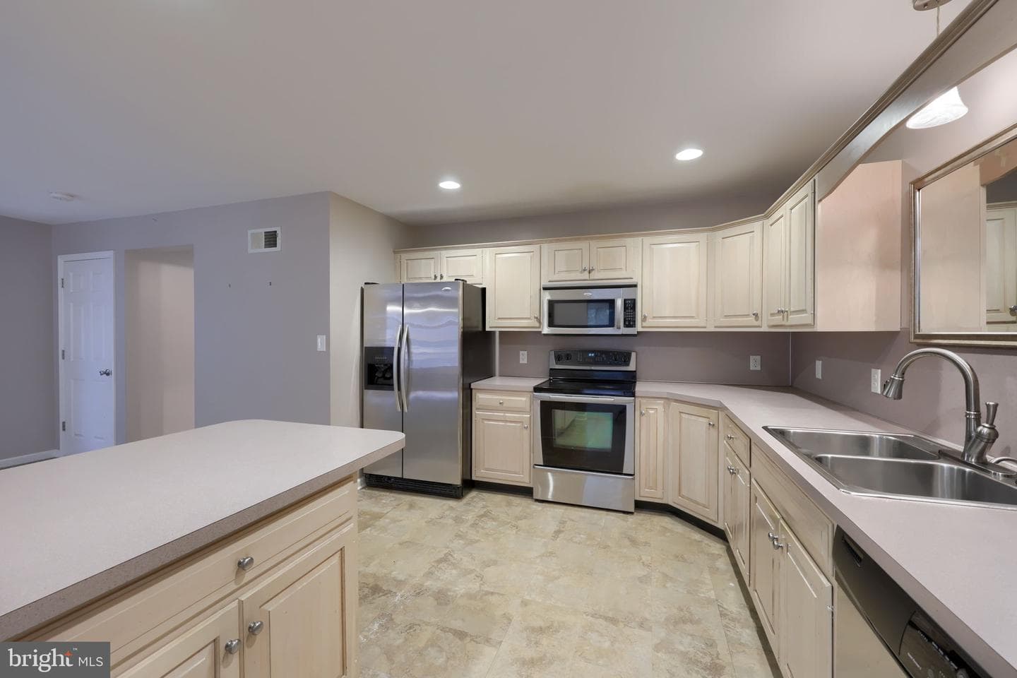 101 Topland Drive photo 14