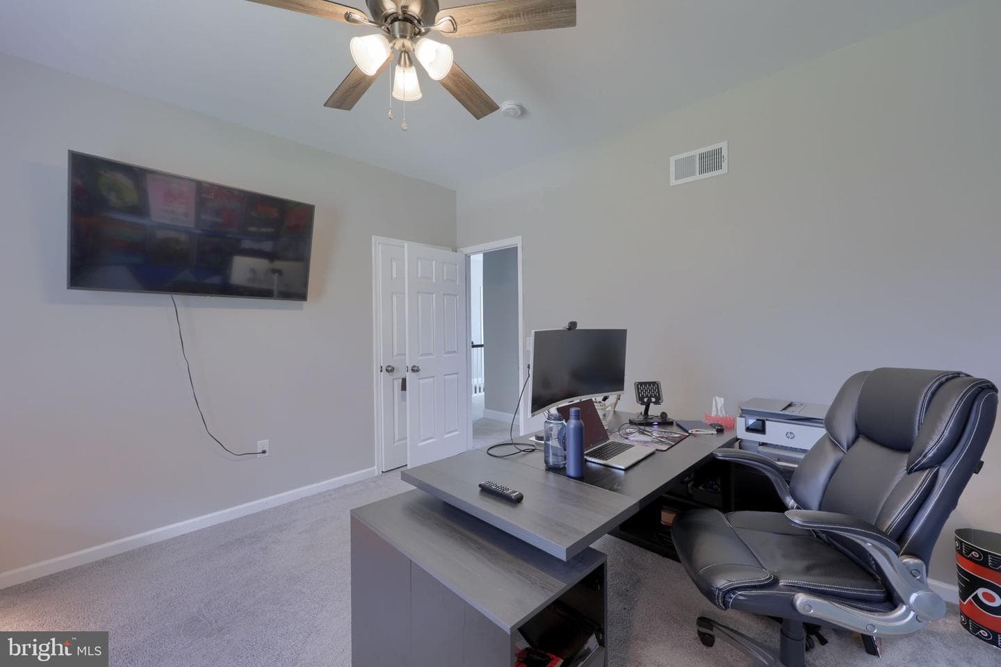 141 E Valley Road photo 48