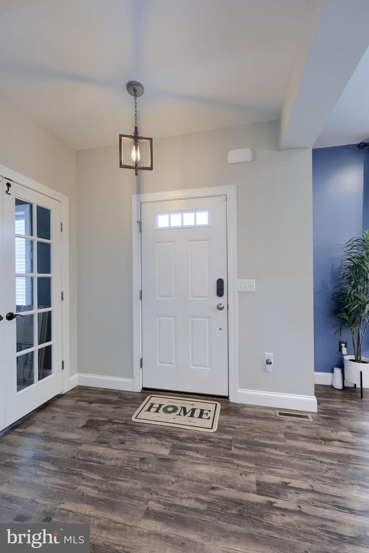 141 E Valley Road photo 7