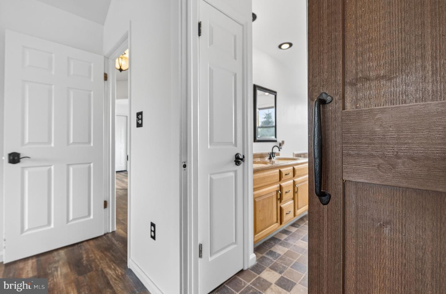 5 Village Dr photo 29