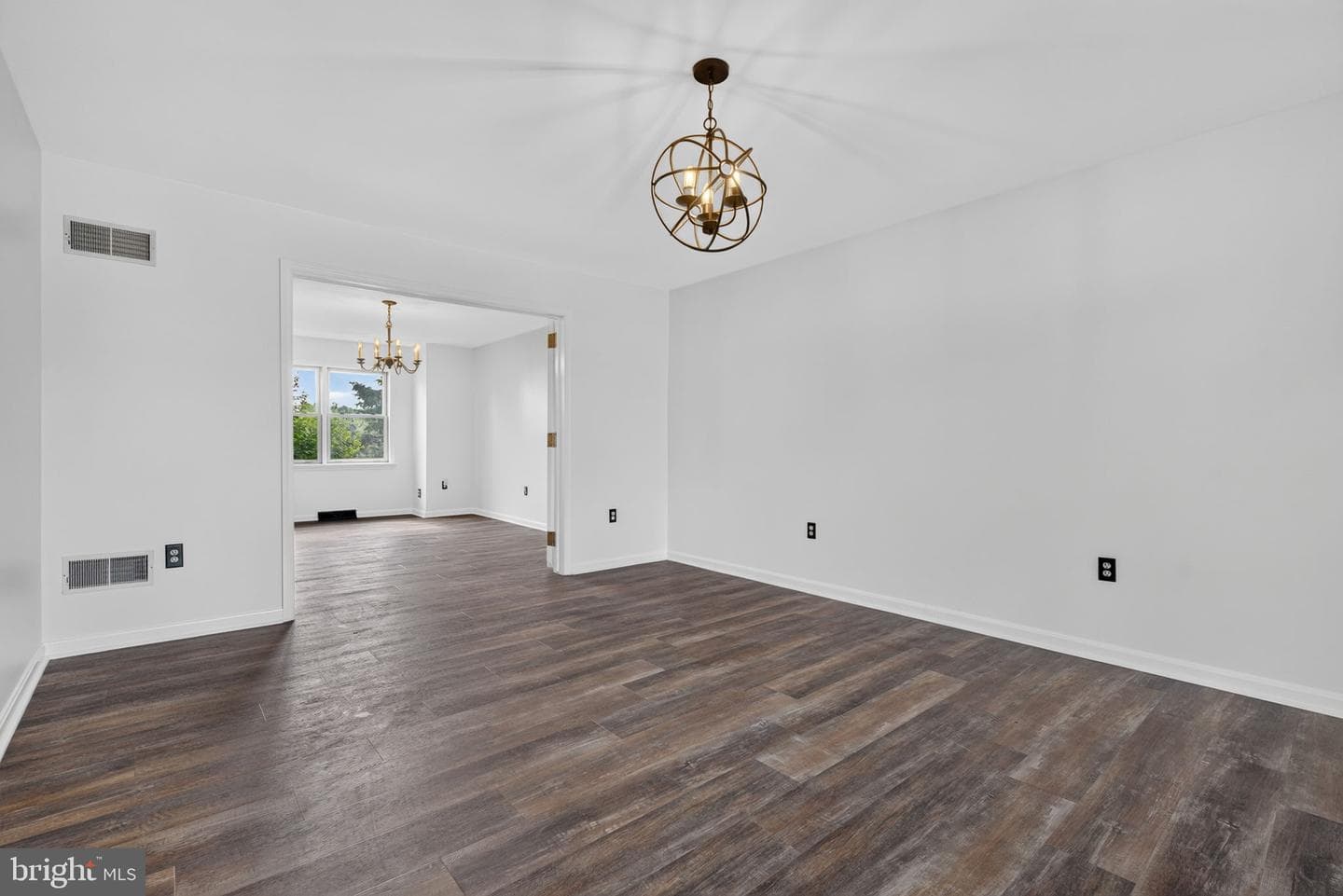 5 Village Dr photo 6