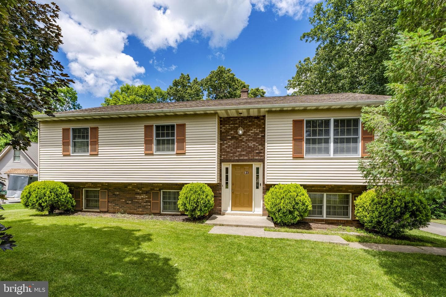 31 Dennis Drive, New Providence