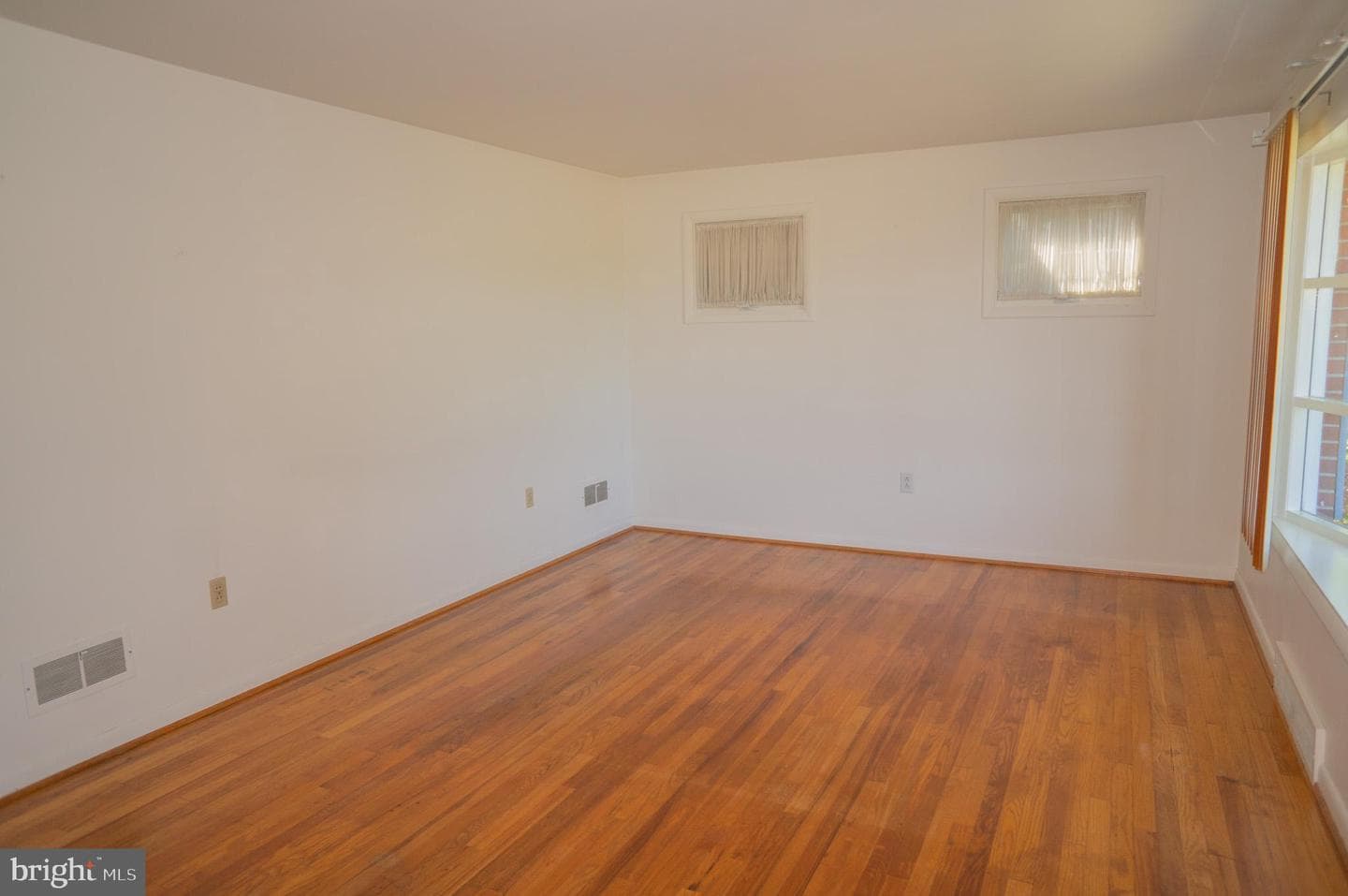 379 Hilldale Road photo 19