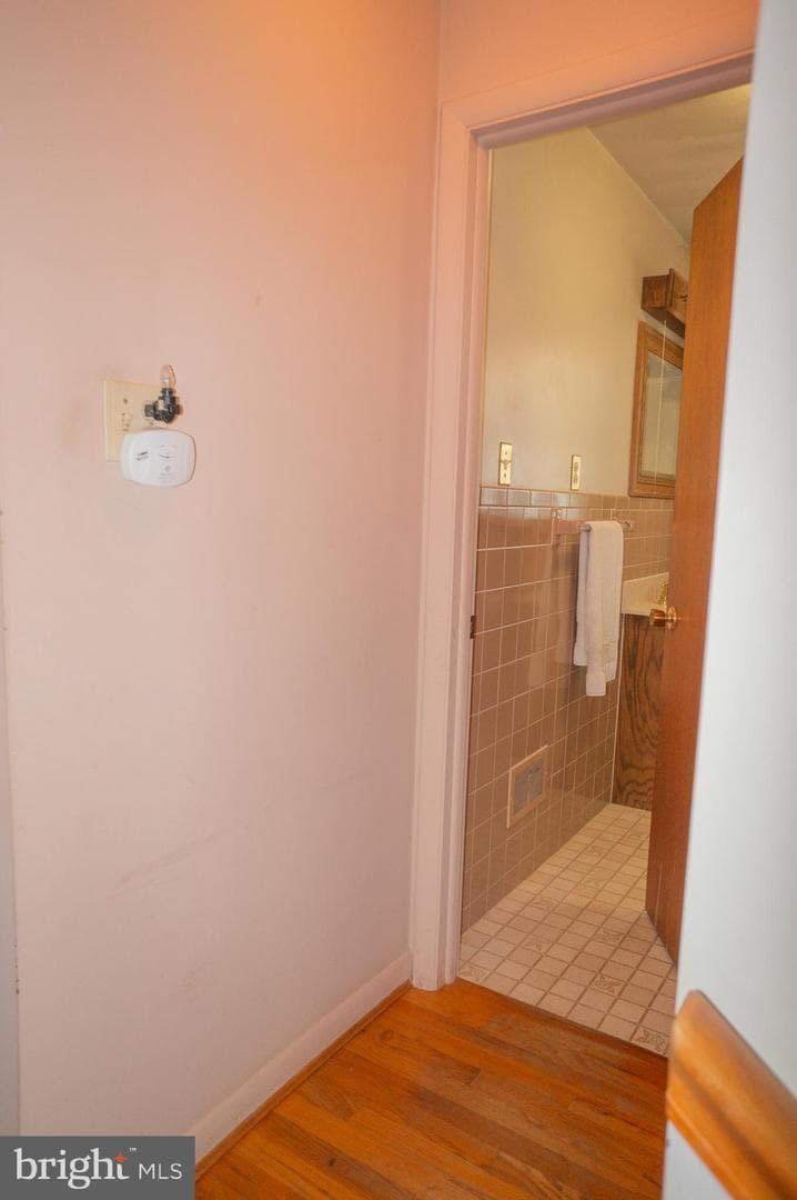 379 Hilldale Road photo 22