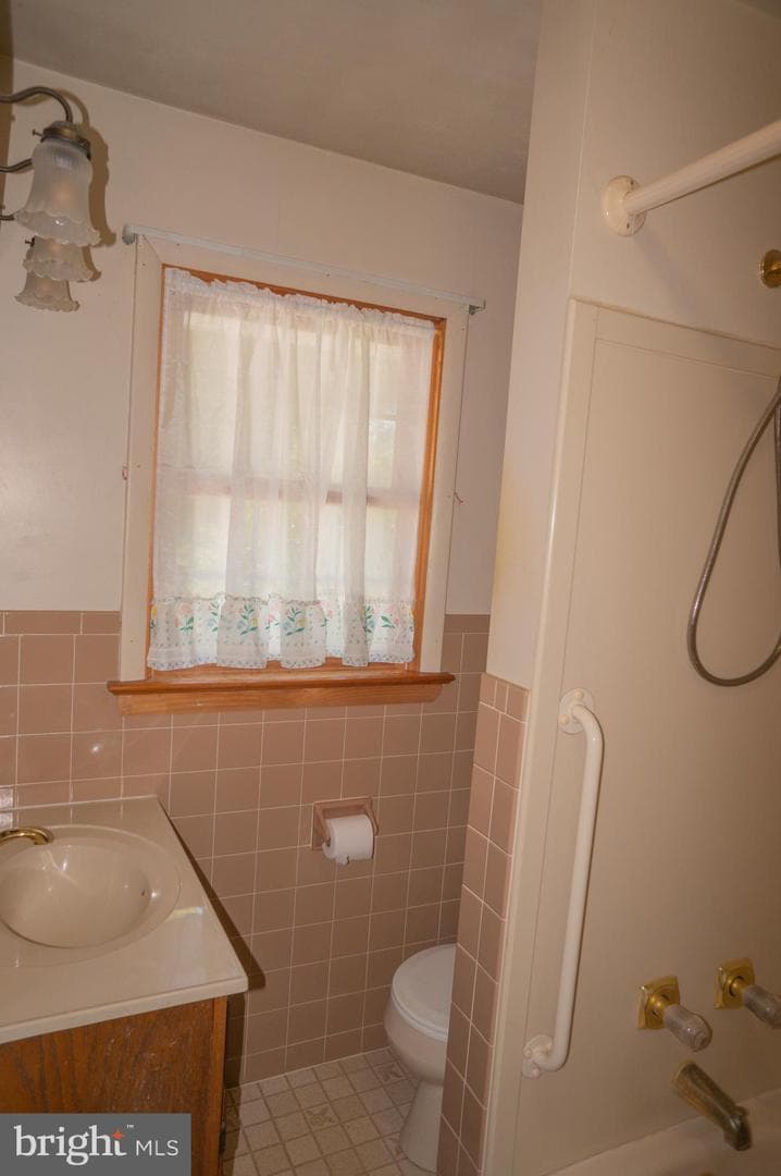 379 Hilldale Road photo 23