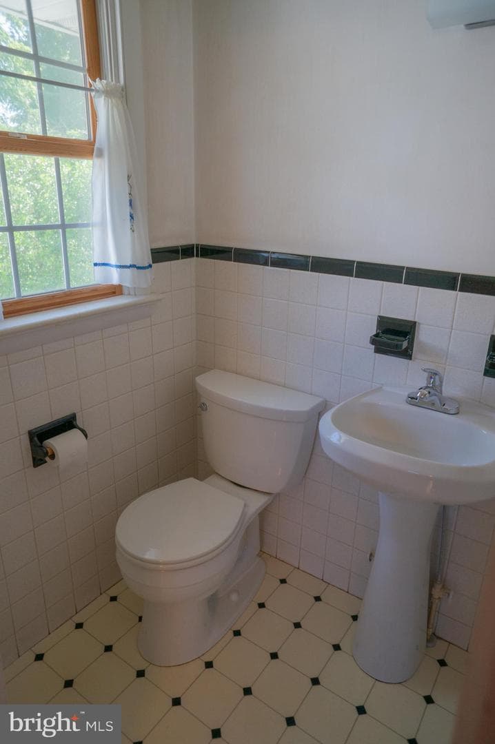 379 Hilldale Road photo 29